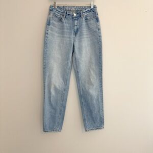 American Eagle Light wash Jeans